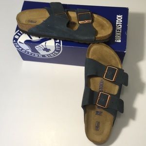 WMNS Birkenstock Arizona Suede Sandals